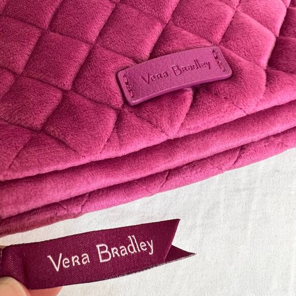 Vera Bradley Compact Organizer Zip Pouch Quilted Velvet Pink Majestic Magenta - Picture 4 of 9